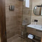 Hotel Samadhi *