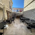 Hotel Samadhi